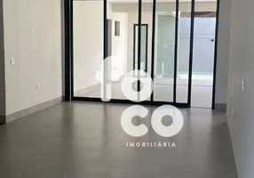 Foto 1 de Casa de Condomínio com 3 Quartos à venda, 241m² em Granada, Uberlândia