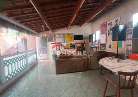 Foto 1 de Sobrado com 3 Quartos à venda, 230m² em Vila Ema, São Paulo