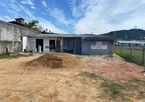 Foto 1 de Lote/Terreno à venda, 361m² em Ferraz, Garopaba