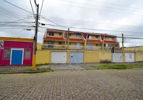 Foto 1 de Sobrado com 4 Quartos para alugar, 212m² em Rebouças, Curitiba
