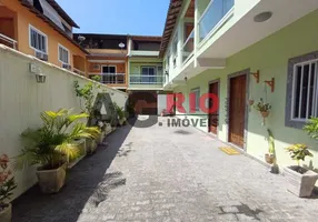 Foto 1 de Casa de Condomínio com 2 Quartos para alugar, 105m² em  Vila Valqueire, Rio de Janeiro