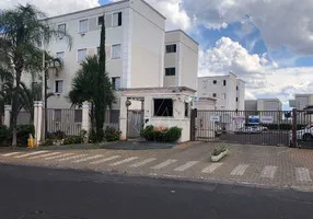Foto 1 de Apartamento com 2 Quartos à venda, 45m² em Jardim América, Araraquara