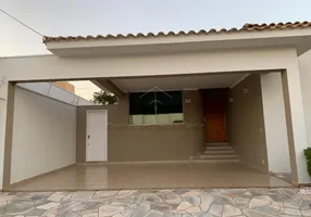 Foto 1 de Casa com 4 Quartos para alugar, 158m² em Ribeirânia, Ribeirão Preto