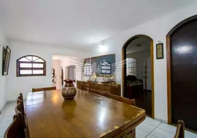 Foto 1 de Casa com 4 Quartos para alugar, 186m² em Jardim Bela Vista, Santo André