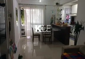 Foto 1 de Apartamento com 2 Quartos à venda, 60m² em Coqueiros, Florianópolis