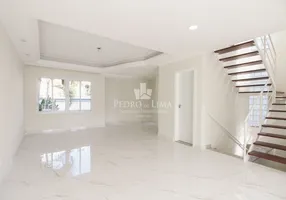 Foto 1 de Sobrado com 4 Quartos à venda, 354m² em Vila Salete, São Paulo