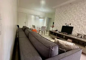 Foto 1 de Apartamento com 3 Quartos para alugar, 90m² em Ponta Verde, Maceió