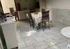 Foto 1 de Casa com 2 Quartos à venda, 168m² em Centro, Mirassol