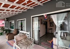 Foto 1 de Apartamento com 5 Quartos à venda, 125m² em Centro, Balneário Barra do Sul