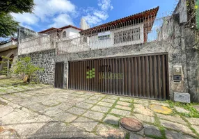 Foto 1 de Casa de Condomínio com 4 Quartos para venda ou aluguel, 357m² em Caminho Das Árvores, Salvador