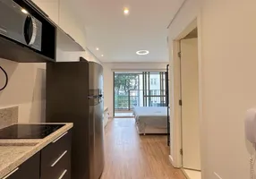 Foto 1 de Apartamento com 1 Quarto para alugar, 26m² em Campo Belo, São Paulo