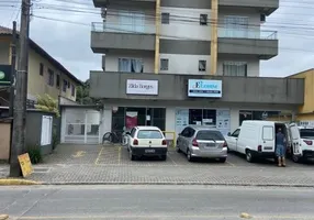Foto 1 de Apartamento com 2 Quartos para alugar, 53m² em Espinheiros, Joinville