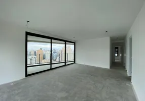 Foto 1 de Apartamento com 3 Quartos à venda, 152m² em Itaim Bibi, São Paulo