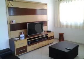 Foto 1 de Cobertura com 3 Quartos à venda, 180m² em Vila Tupi, Praia Grande