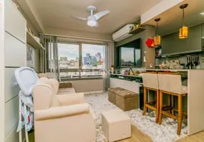 Foto 1 de Apartamento com 2 Quartos à venda, 58m² em Farroupilha, Porto Alegre