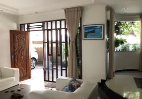 Foto 1 de Casa com 3 Quartos à venda, 300m² em Farolândia, Aracaju