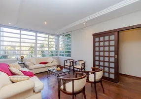 Foto 1 de Casa com 4 Quartos à venda, 498m² em São Lourenço, Curitiba