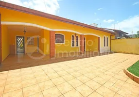 Foto 1 de Casa com 3 Quartos à venda, 135m² em Jardim Mar e Sol, Peruíbe