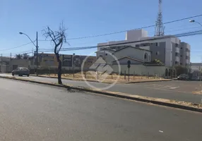 Foto 1 de Lote/Terreno à venda, 504m² em Brasil, Uberlândia