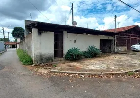 Foto 1 de Casa com 2 Quartos à venda, 150m² em Vila União, Goiânia