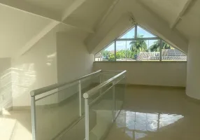 Foto 1 de Casa de Condomínio com 4 Quartos para alugar, 400m² em Vargem Grande, Rio de Janeiro