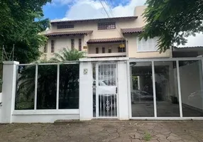 Foto 1 de Casa com 6 Quartos para alugar, 400m² em Teresópolis, Porto Alegre