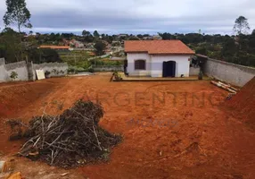 Foto 1 de Fazenda/Sítio com 3 Quartos à venda, 125m² em Parque das Varinhas, Mogi das Cruzes