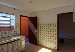 Foto 1 de Casa com 2 Quartos à venda, 100m² em Maria Ortiz, Vitória