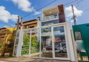 Foto 1 de Casa com 3 Quartos à venda, 190m² em Hípica, Porto Alegre