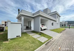 Foto 1 de Casa com 3 Quartos à venda, 144m² em Deltaville, Biguaçu