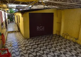 Foto 1 de Casa com 5 Quartos à venda, 93m² em Partenon, Porto Alegre