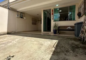 Foto 1 de Casa com 3 Quartos à venda, 130m² em Residencial Lagoa, Betim