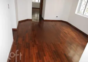 Foto 1 de Casa com 4 Quartos à venda, 300m² em Pinheiros, São Paulo