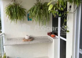 Foto 1 de Apartamento com 2 Quartos à venda, 60m² em Taquara, Rio de Janeiro