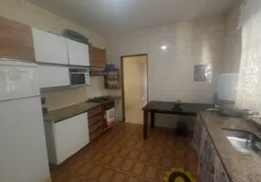 Foto 1 de Casa com 3 Quartos à venda, 180m² em Jordanopolis, Arujá