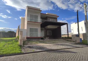 Foto 1 de Casa de Condomínio com 4 Quartos à venda, 259m² em Luzardo Viana, Maracanaú