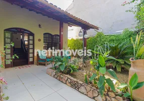 Foto 1 de Casa com 3 Quartos à venda, 253m² em Ouro Minas, Belo Horizonte