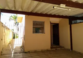 Foto 1 de Sobrado com 2 Quartos à venda, 80m² em Centro , Tremembé