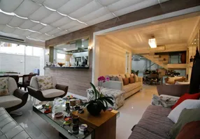 Foto 1 de Casa com 4 Quartos à venda, 273m² em Brooklin, São Paulo