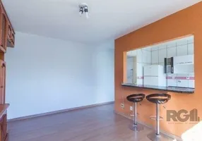 Foto 1 de Apartamento com 1 Quarto à venda, 43m² em Medianeira, Porto Alegre