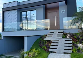 Foto 1 de Casa de Condomínio com 4 Quartos à venda, 250m² em Setvillage Las Palmas, Pouso Alegre