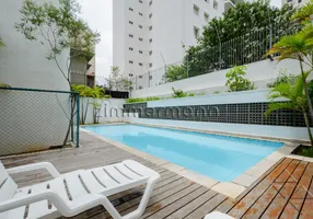 Foto 1 de Apartamento com 4 Quartos à venda, 169m² em Pacaembu, São Paulo