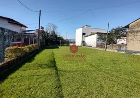 Foto 1 de Lote/Terreno à venda, 395m² em Ponta de Baixo, São José