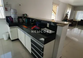 Foto 1 de Apartamento com 3 Quartos à venda, 158m² em Centro, Esmeraldas