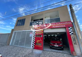 Foto 1 de Sobrado com 4 Quartos à venda, 200m² em Sitio Cercado, Curitiba