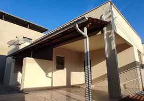 Foto 1 de Casa com 2 Quartos à venda, 130m² em Bethania, Ipatinga