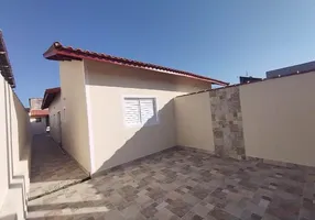 Foto 1 de Casa com 2 Quartos à venda, 65m² em São Fernando, Itanhaém