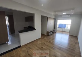 Foto 1 de Apartamento com 3 Quartos para alugar, 84m² em Jardim Centenário, Mogi Guaçu