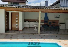 Foto 1 de Casa com 3 Quartos à venda, 215m² em Martim de Sa, Caraguatatuba