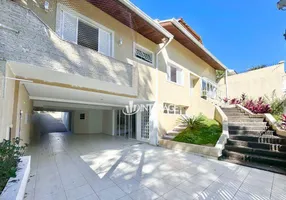 Foto 1 de Casa com 5 Quartos para alugar, 392m² em Santa Felicidade, Curitiba